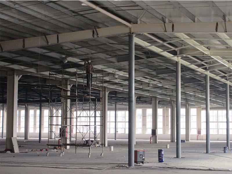 河南防腐保溫工程與鋼結(jié)構(gòu)防火涂料施工 構(gòu)筑安全防護(hù)體系